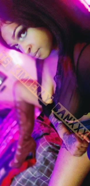 Model - Ts Kimberly Banxxx tattoos