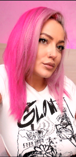 Model - FoxySerena curvy