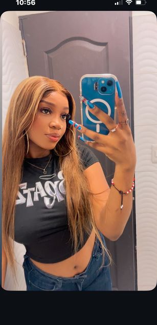 Model - SalomeRestrepo deepthroat