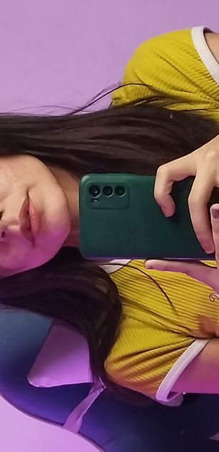 Model - call me bluee hairy