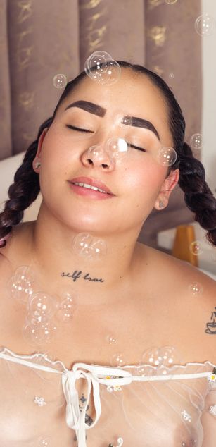 Model - Ayla_martinez deepthroat