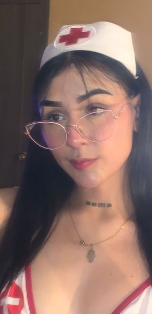 Model - Violet Blaze blowjob