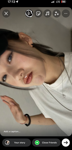 Model - domii_lil cutie