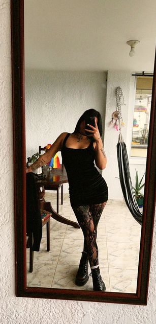 Model - Katzze girlfriend