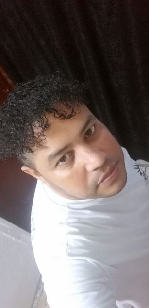 Model - MorenoActivo feet