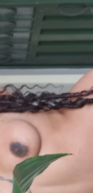 Model - Sara Sofia dirtytalk