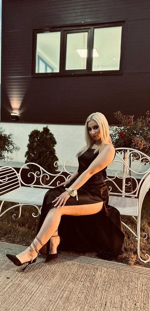 Model - SuzzySweet blowjob