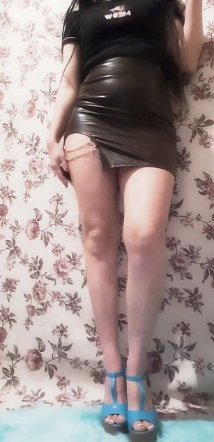 Model - Coral dirtytalk