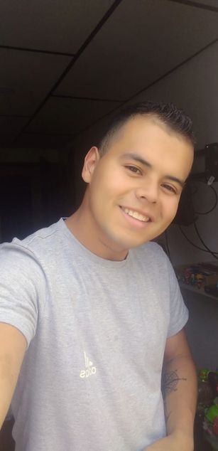 Model - Julian Flame blowjob