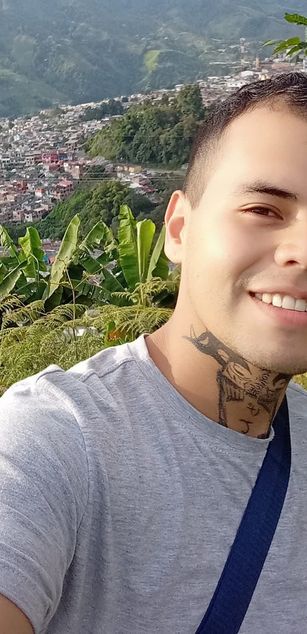 Model - Julian Flame blowjob