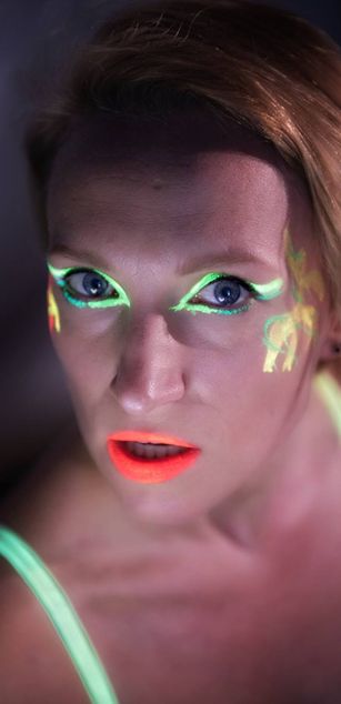 Model - Uma striptease