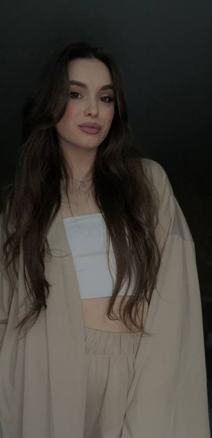 Model - Darlina bigass