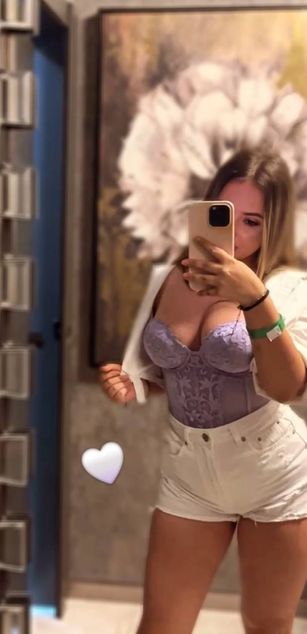 Model - Marla bigeyes