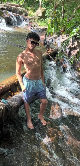 Model - Lorenzo Moreau Masculino