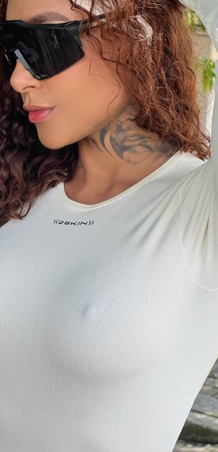 Model - EllaRose blowjob