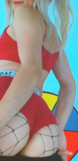 Model - Dasly Sunshine deepthroat