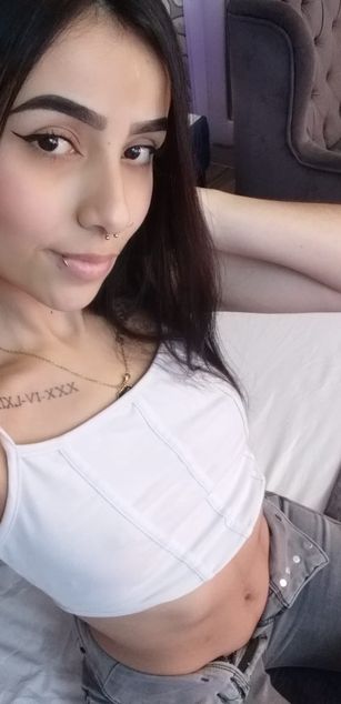 Model - Mia Jade Roleplay