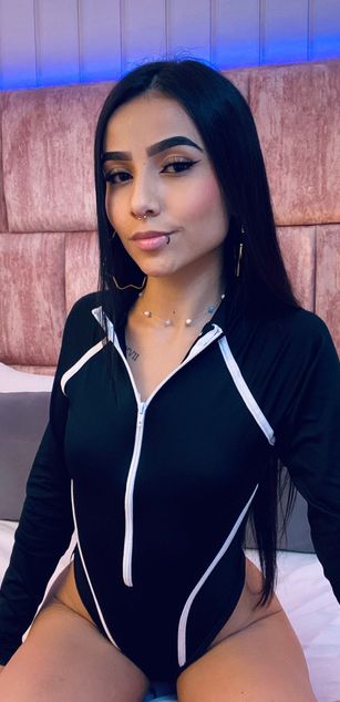 Model - Mia Jade Roleplay