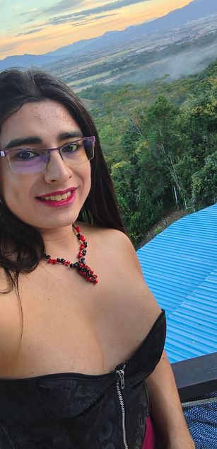 Model - Kalifa Kasumi bigcock