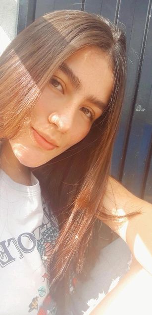 Model - LiaMoretti deepthroat