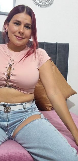 Model - LucyRedHead redhead