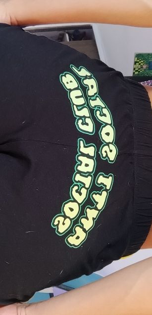 Model - call me bluee hairy