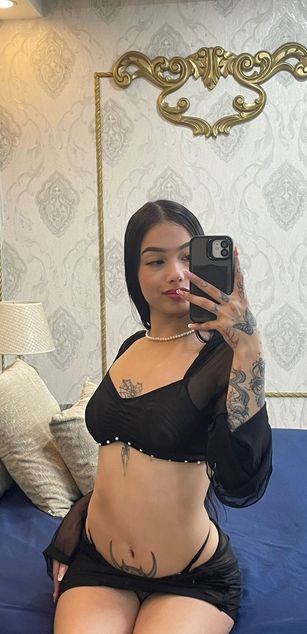 Model - Cata Stones deepthroat