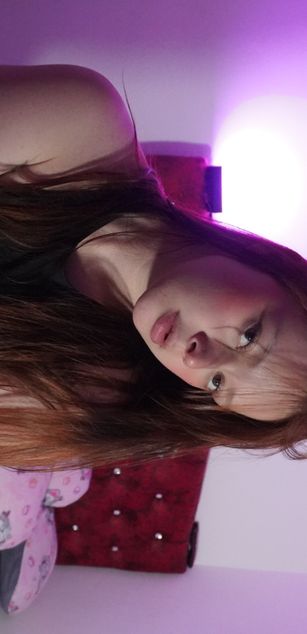 Model - rouse foster bigtits