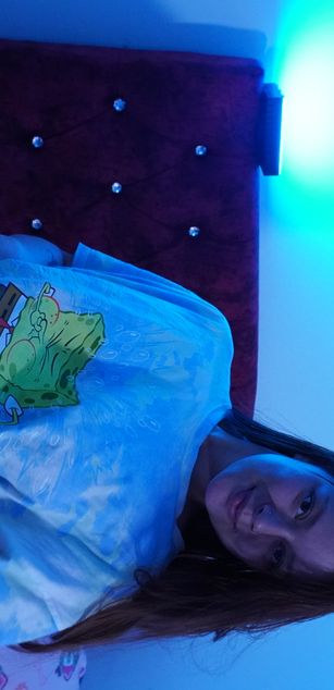 Model - rouse foster bigtits