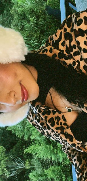 Model - Valery D. bigtits