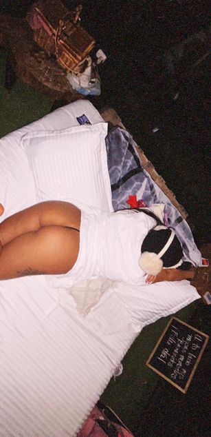 Model - Valery D. bigtits