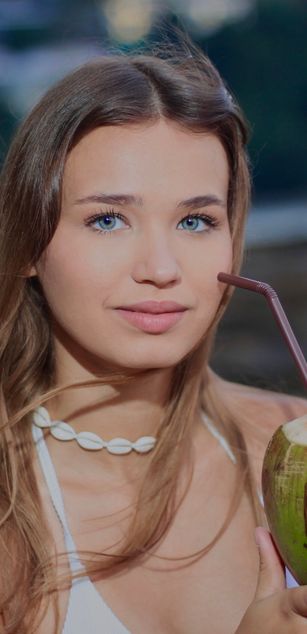 Model - AlexiaCoy_ heels