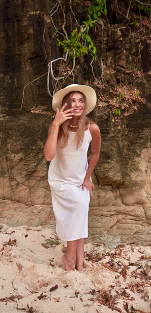 Model - AlexiaCoy_ heels