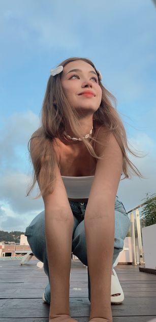 Model - AlexiaCoy_ heels