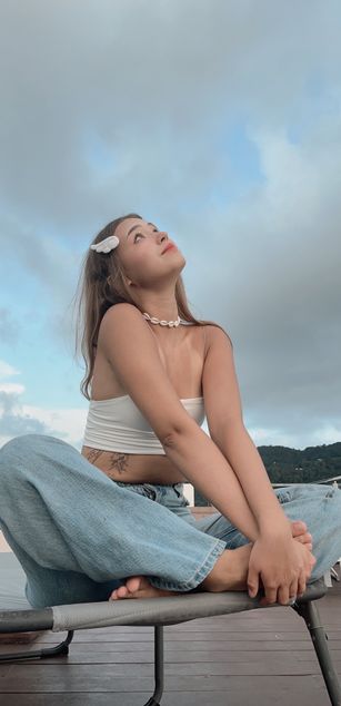 Model - AlexiaCoy_ heels