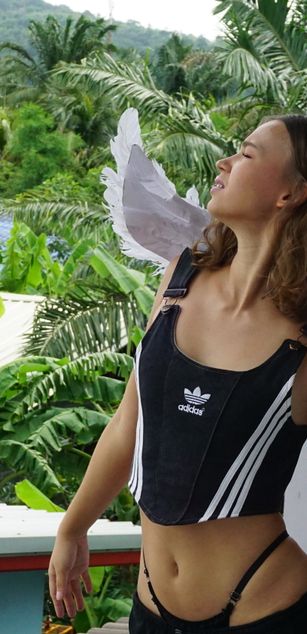 Model - AlexiaCoy_ heels