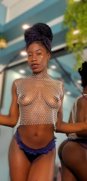 Model - Michelle Pose roleplay