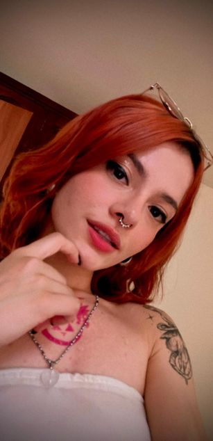 Model - abby_jones deepthroat