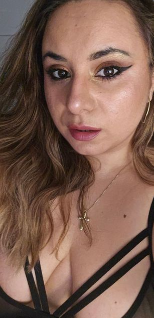 Model - Miss Kinky Michelle bigtits