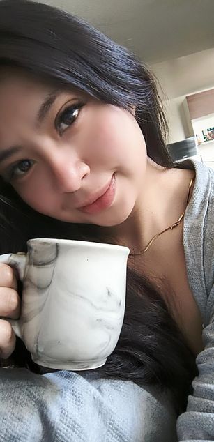 Model - Zoe Ferrer blowjob