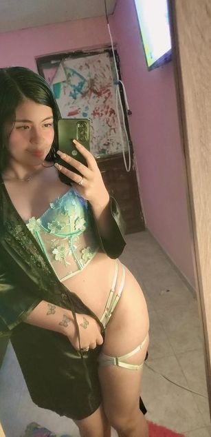 Model - Afrodita squirt