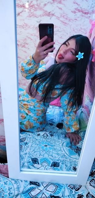 Model - Afrodita squirt