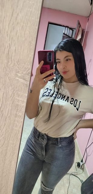 Model - Afrodita squirt