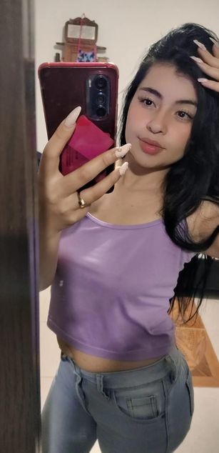 Model - Afrodita squirt