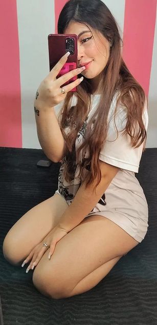 Model - Afrodita squirt