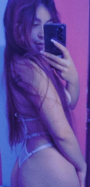 Model - Afrodita squirt