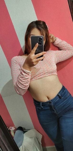 Model - Afrodita squirt