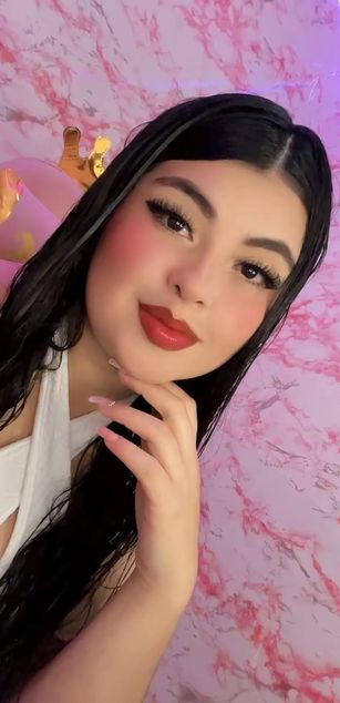 Model - Afrodita squirt