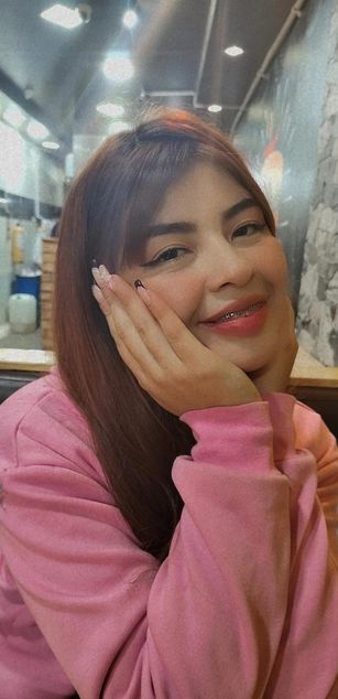 Model - Afrodita squirt