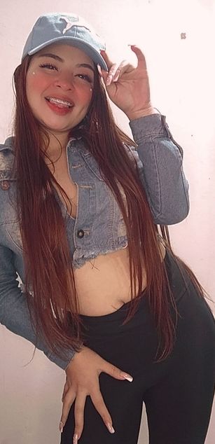 Model - Afrodita squirt